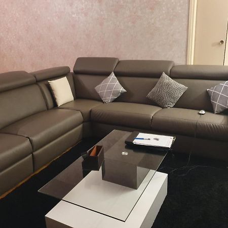 Dans Grand Appart De 113M2 Proche Paris Creil Exterior foto